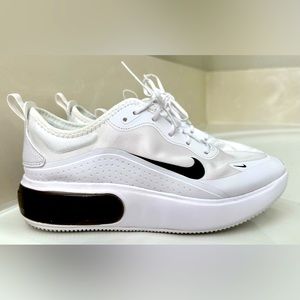 Nike Air Max Dia - Size 8.5